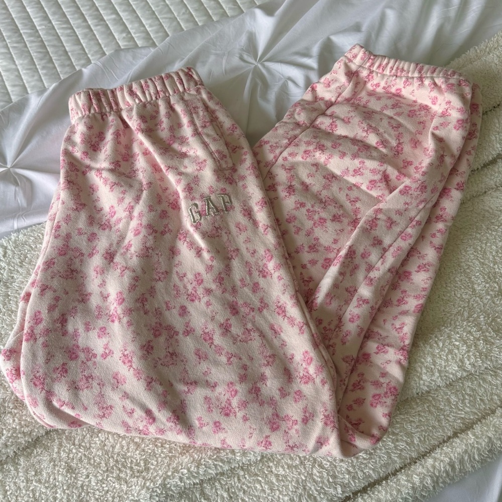 gap x love shack fancy limited edition collab!! not sold anywhere